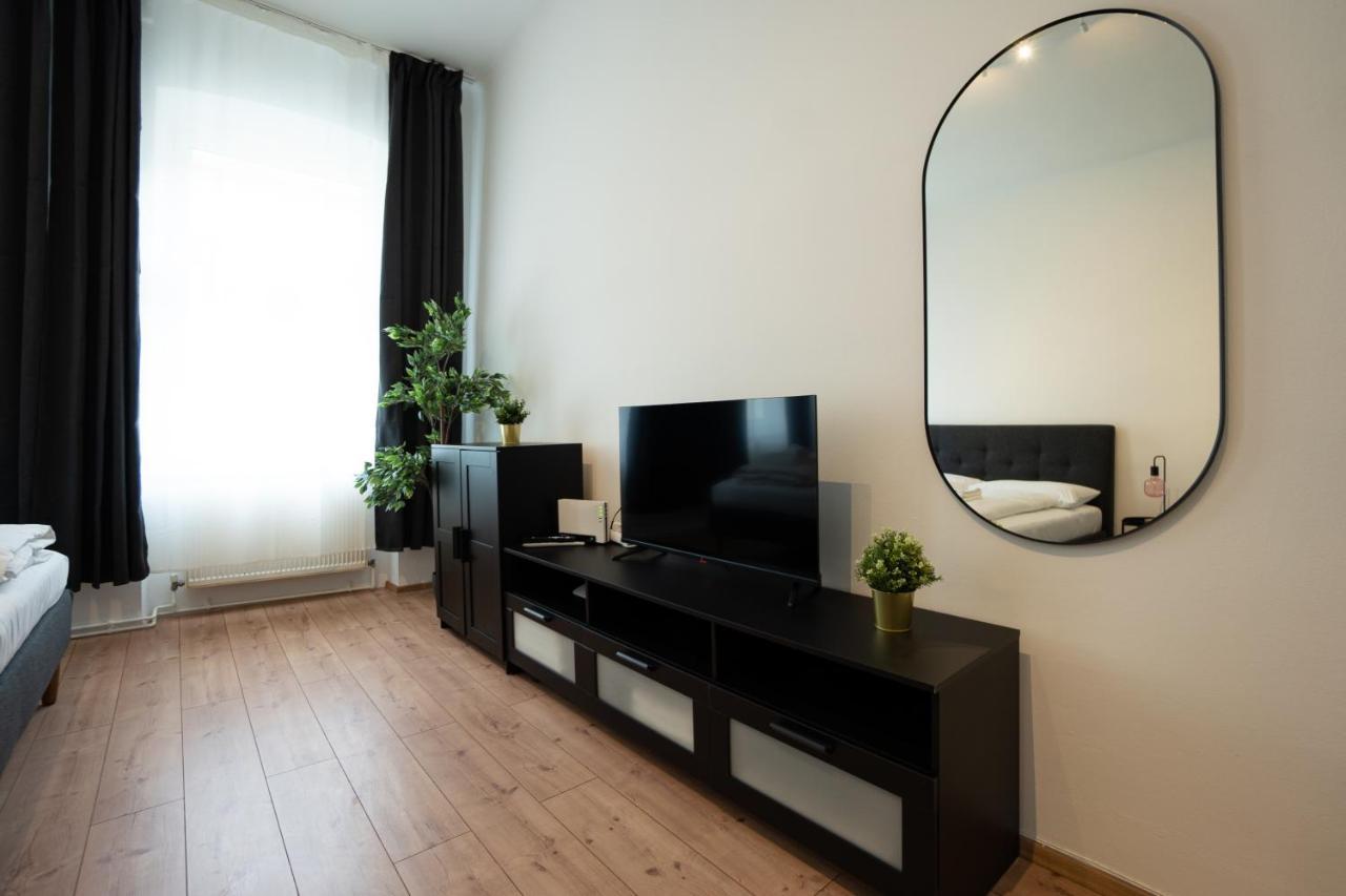 Lovely 1-Bedroom Apartment Next To Praterstern Wien Ngoại thất bức ảnh