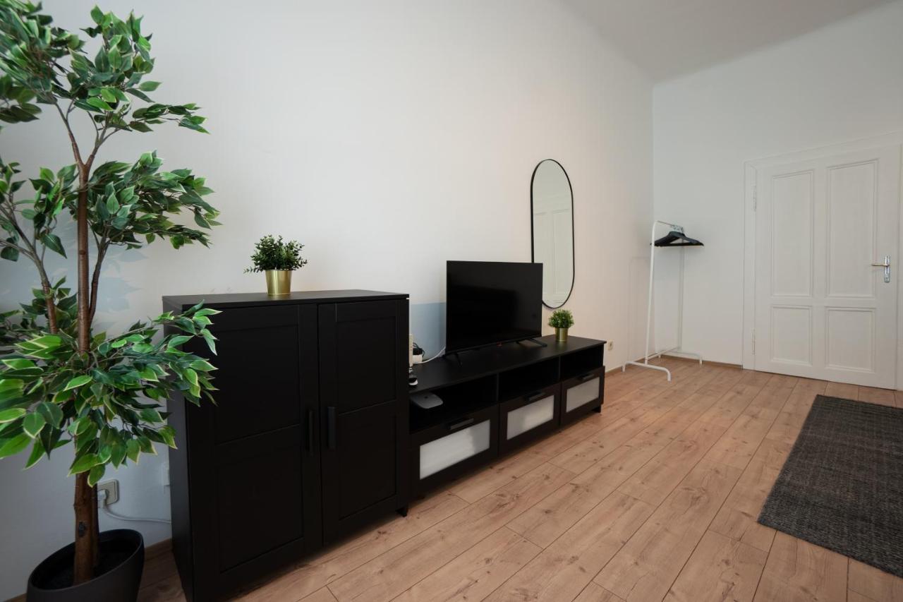 Lovely 1-Bedroom Apartment Next To Praterstern Wien Ngoại thất bức ảnh