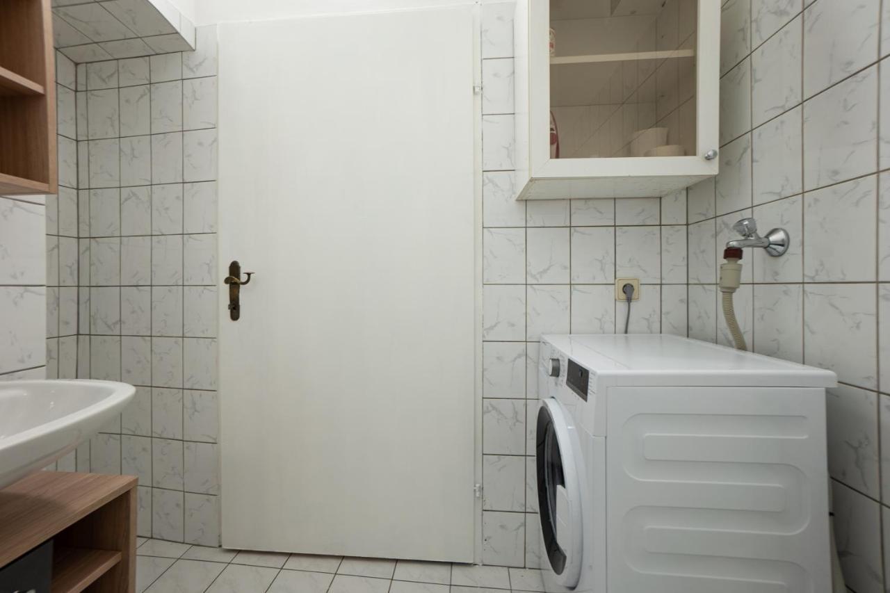 Lovely 1-Bedroom Apartment Next To Praterstern Wien Ngoại thất bức ảnh